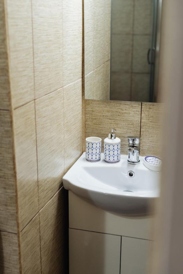 Apor Apartment