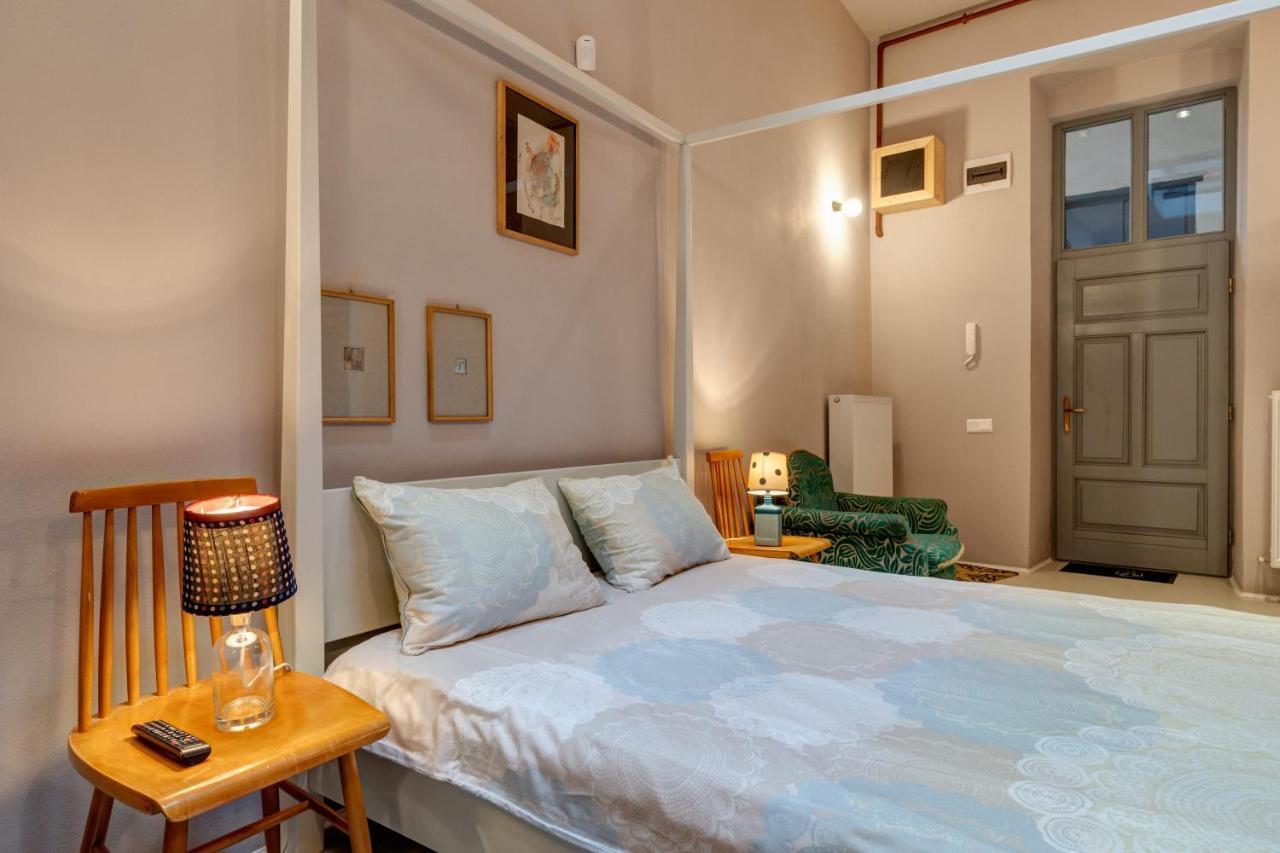 Apor Apartment
